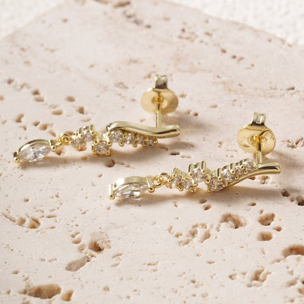 Elara Drops Earrings ✨